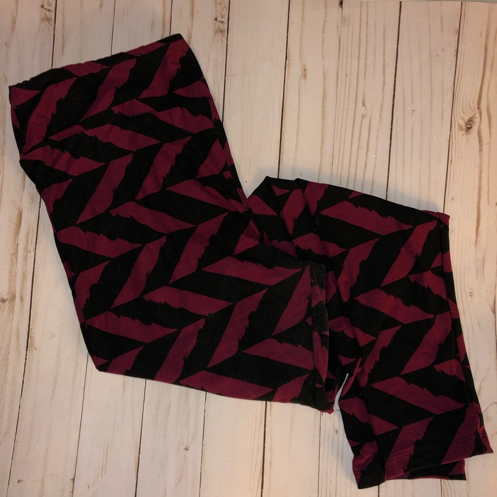 Tall & Curvy LulaRoe Leggings. Never worn.